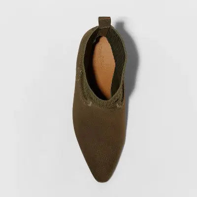 New - Universal Thread Women's Block High Heel Ankle Boots Pull-On Suede Booties Universal ThreadBullseye Deals