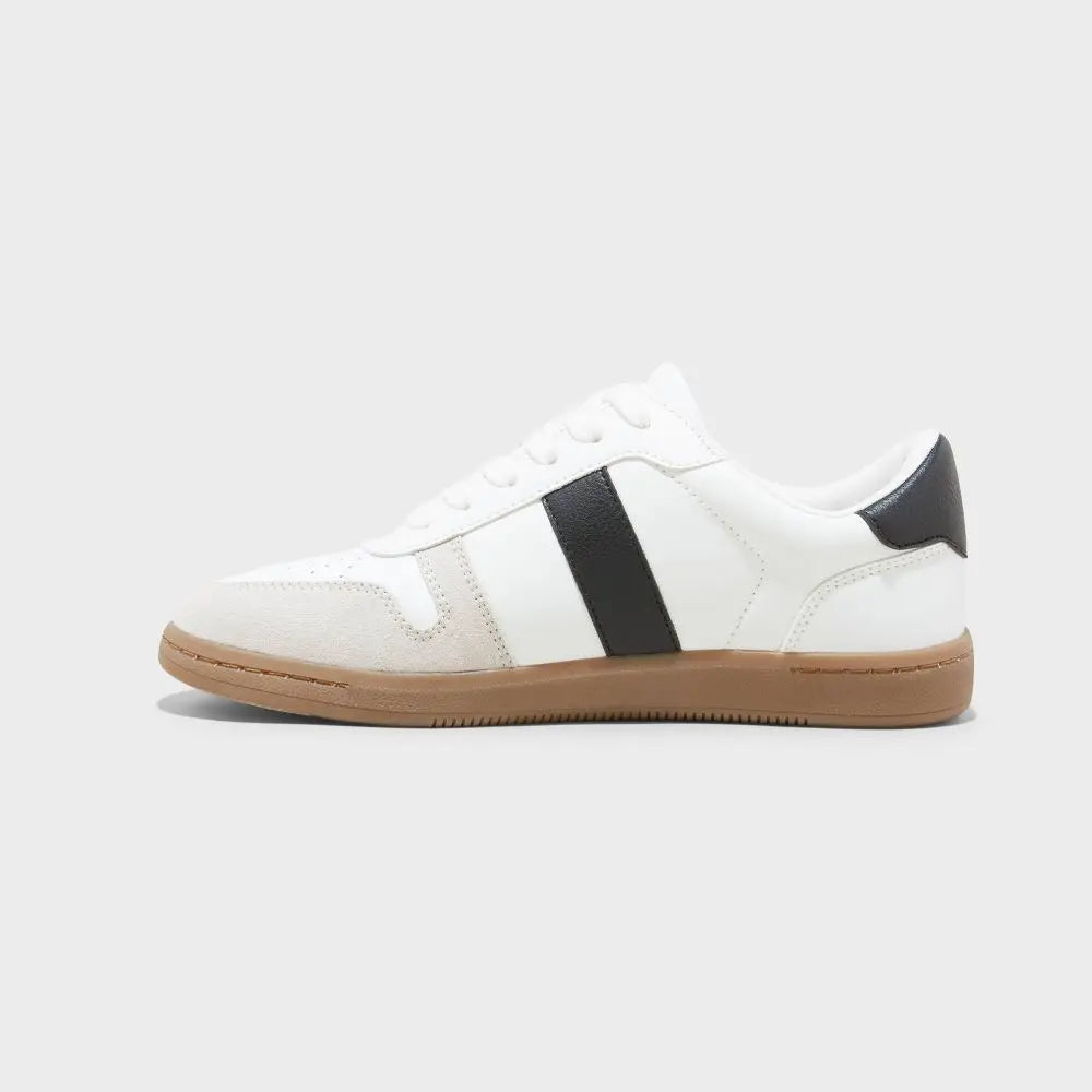 New - Universal Thread Women's Low Top Lace-Up Fashion Sneakers Memory Foam Insole Fit Universal ThreadBullseye Deals