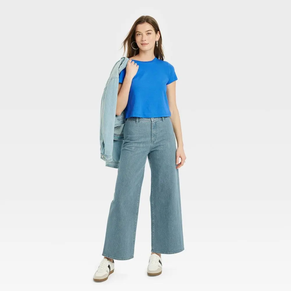 New - Universal Thread Women's Low Top Lace-Up Fashion Sneakers Memory Foam Insole Fit Universal ThreadBullseye Deals