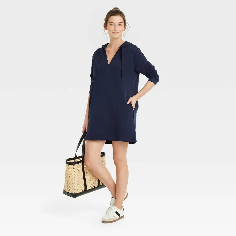 New - Universal Thread Women's Low Top Lace-Up Fashion Sneakers Memory Foam Insole Fit Universal ThreadBullseye Deals