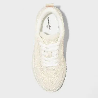 New - Universal Thread Women's Low Top Lace-Up Sneakers Memory Foam Insole Woven Universal ThreadBullseye Deals