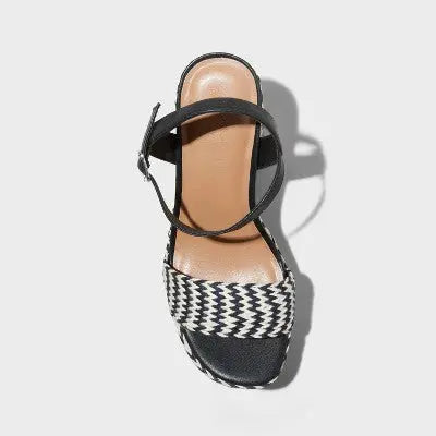 New - Women's India Platform Heels with Memory Foam Insole - Universal Thread Universal ThreadBullseye Deals