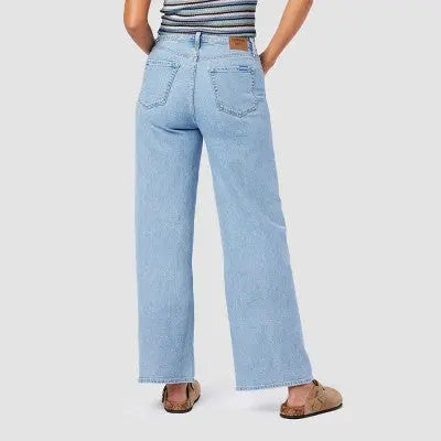 Open Box - DENIZEN from Levi's Women's Vintage High-Rise Wide Leg Jeans DENIZEN from Levi'sBullseye Deals