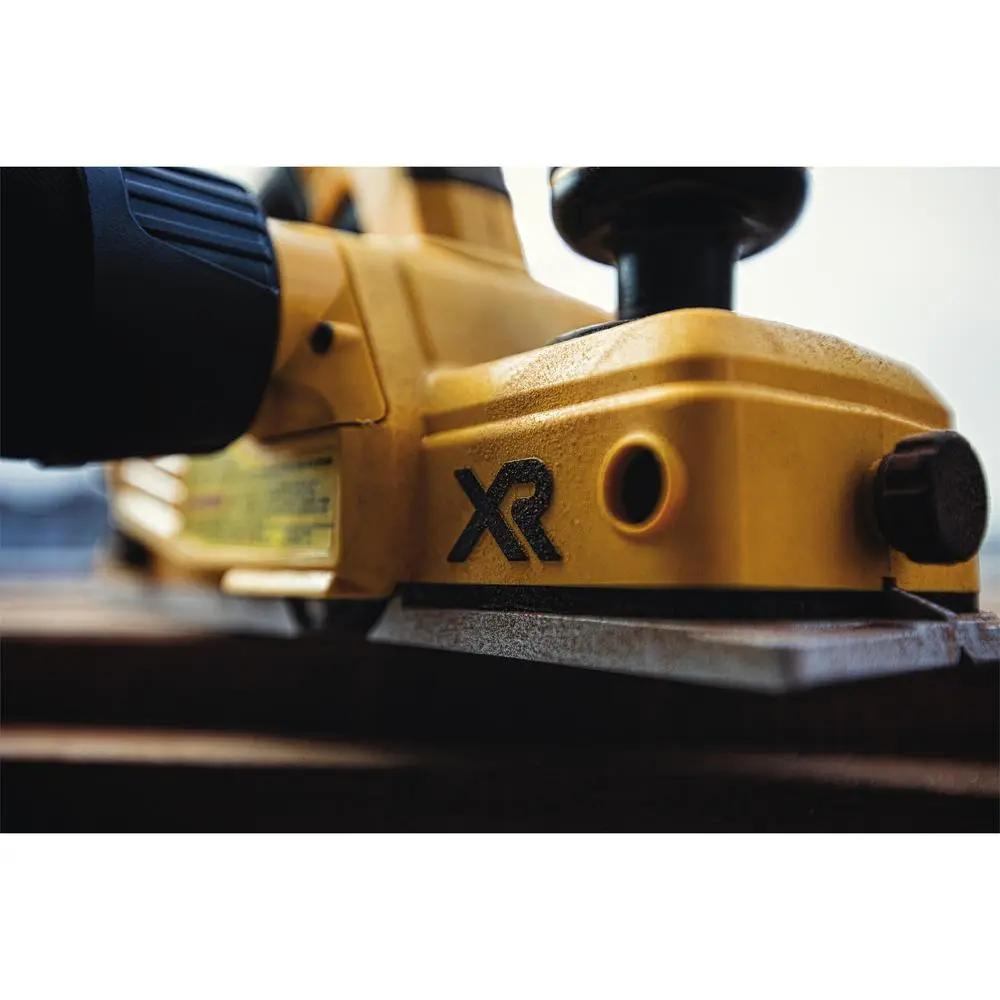 Open Box -  DEWALT 20-Volt MAX XR Lithium-Ion Cordless Brushless 3-1/4in. Planer (Tool-Only) DEWALTBullseye Deals