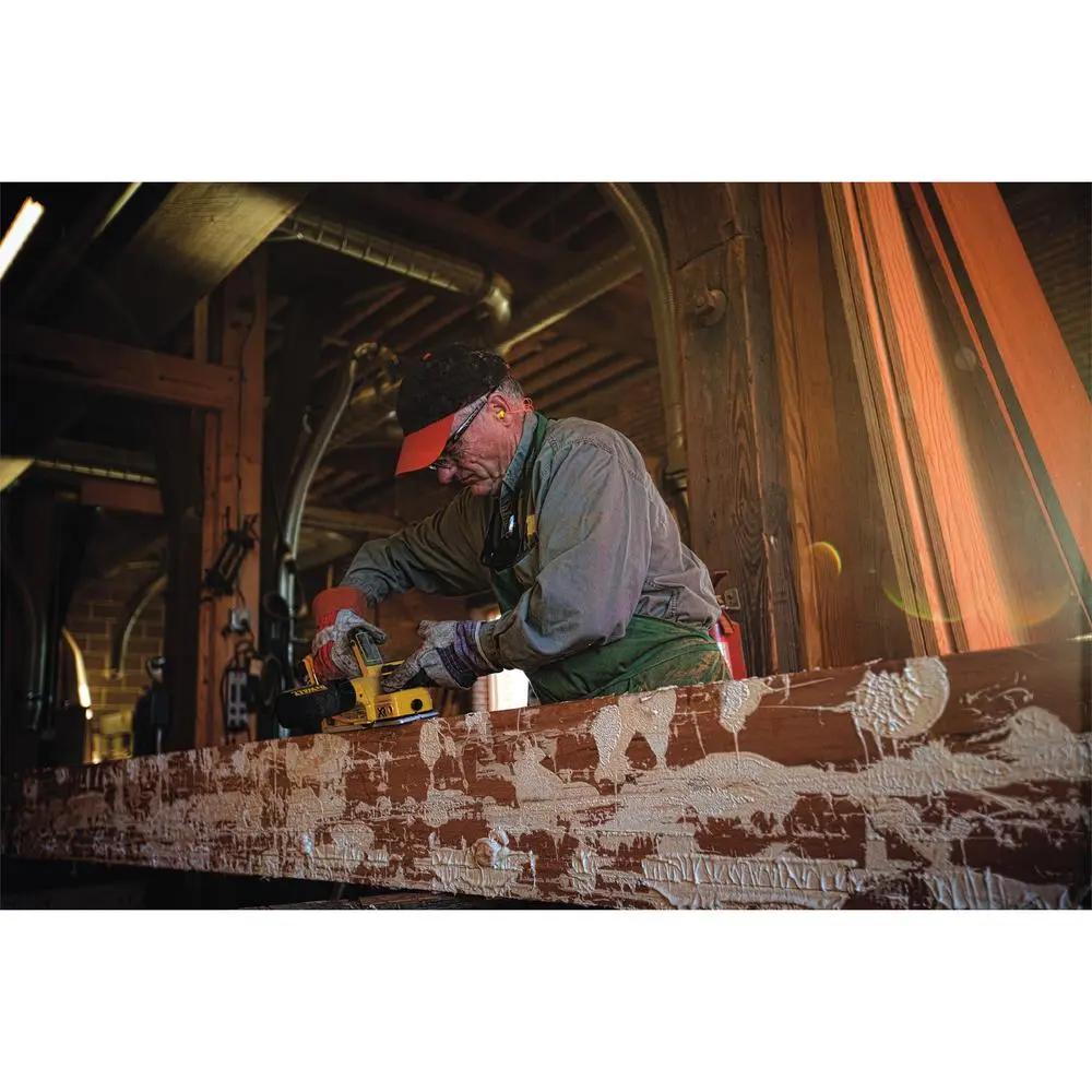 Open Box -  DEWALT 20-Volt MAX XR Lithium-Ion Cordless Brushless 3-1/4in. Planer (Tool-Only) DEWALTBullseye Deals