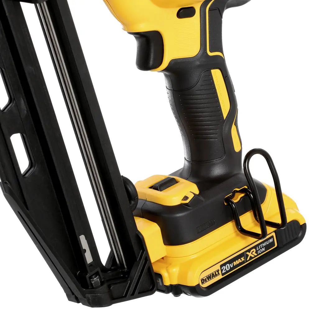 Open Box -  DEWALT DCN660D1 Cordless 20-Volt Max 16-Gauge Angled Finish Nailer Kit DEWALTBullseye Deals