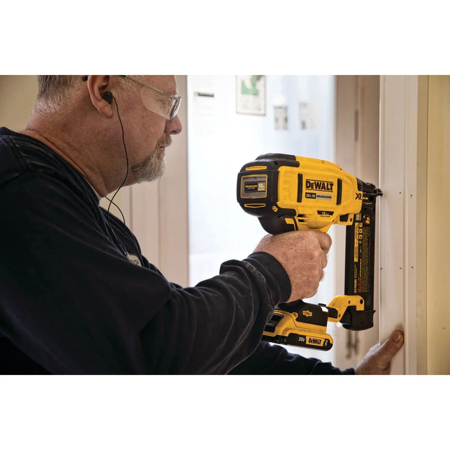 Open Box - DeWalt DCN680D1 20-Volt Max Lithium-Ion 18-Gauge Cordless Brad Nailer Kit DEWALTBullseye Deals