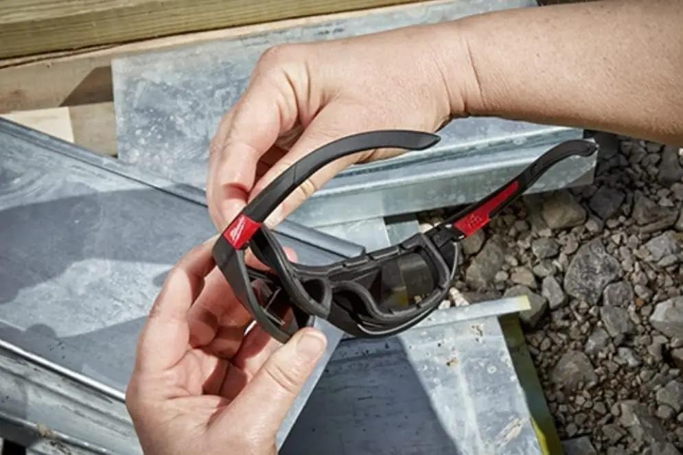 Open Box -  GLASSES SAFETY W/GSKT POLARIZD MilwaukeeBullseye Deals