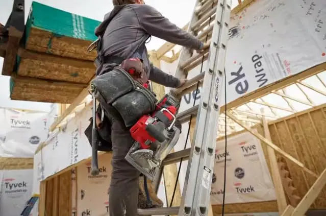 Open Box -  M18 FUEL 18V Lithium-Ion Brushless Cordless 6-1/2 in. Circular Saw (Tool-Only) MilwaukeeBullseye Deals