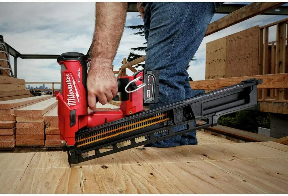 Open Box -  Milwaukee M18 FUEL 3-1/2 in. 18-Volt 21? Lithium-Ion Brushless Cordless Framing Nailer (Tool-Only) MilwaukeeBullseye Deals