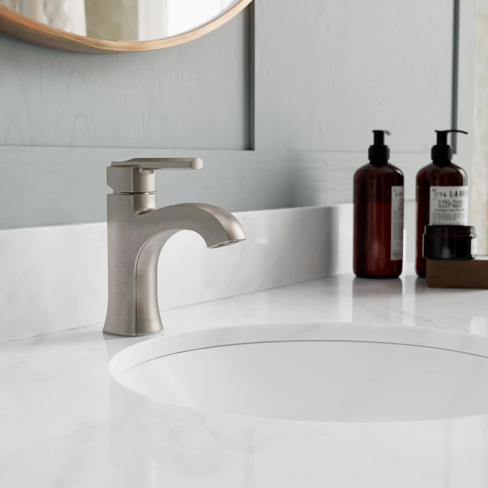 Open Box - Pfister LF-042-VRIGS - Bathroom Sink Faucets Faucet PfisterBullseye Deals