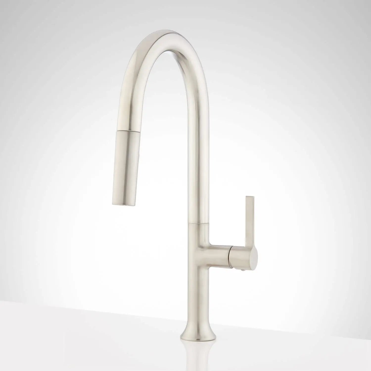 Open Box - Signature Hardware 450080 - Kitchen Faucet Signature HardwareBullseye Deals