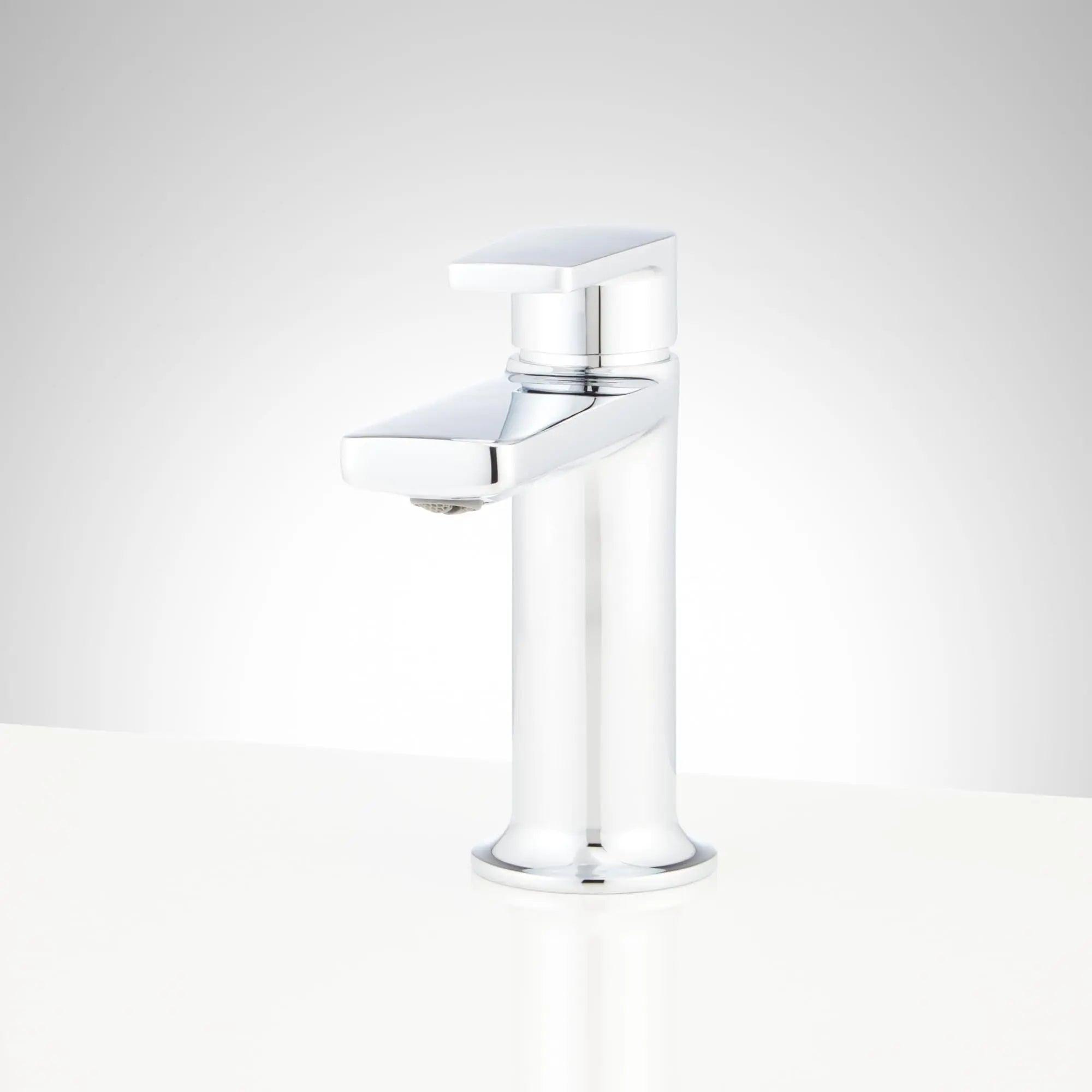 Open Box - Signature Hardware 482716 - Bathroom Sink Faucets Faucet Signature HardwareBullseye Deals