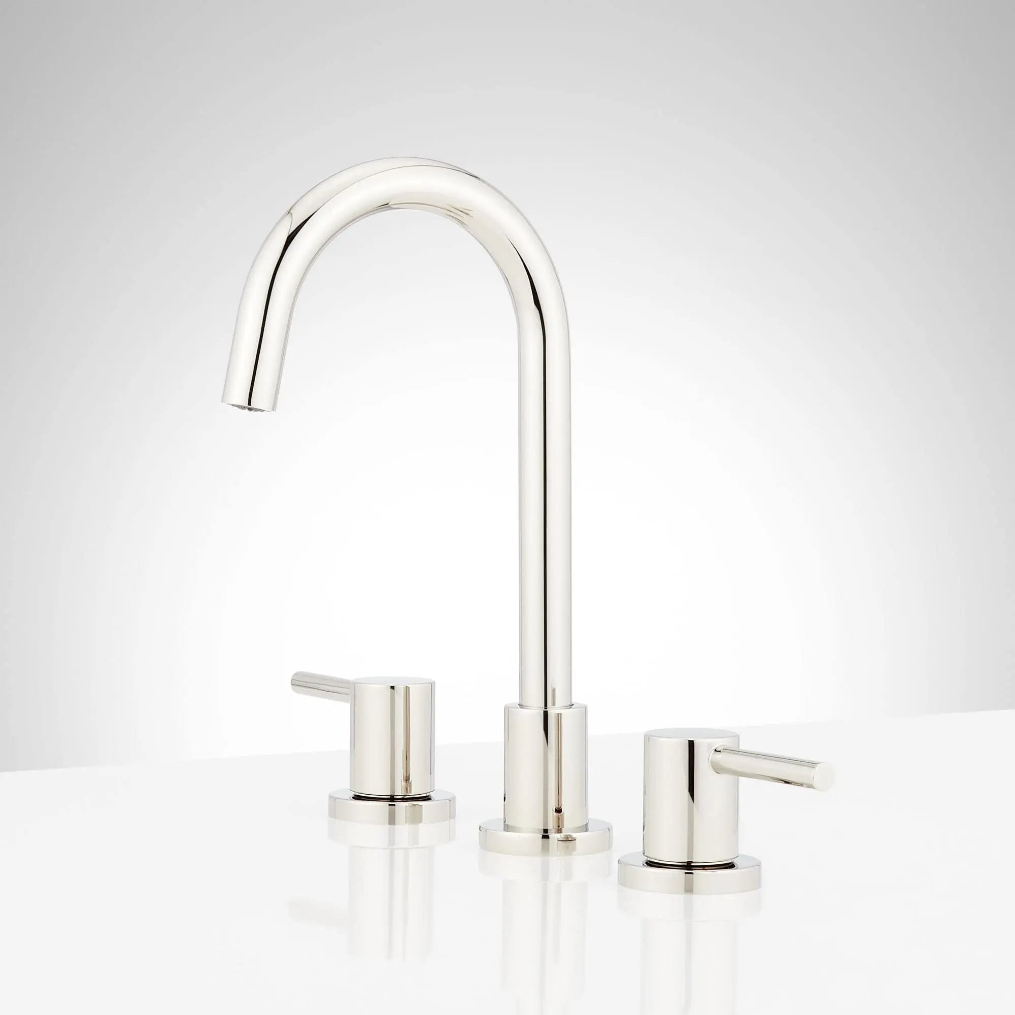 Open Box - Signature Hardware 483884 - Bathroom Sink Faucets Faucet Signature HardwareBullseye Deals
