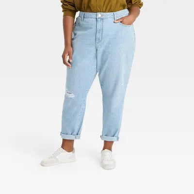 Open Box - Universal Thread Women's Mid-Rise Distressed Boyfriend Jeans Ankle-Length Relaxed Fit, Light Wash Universal ThreadBullseye Deals