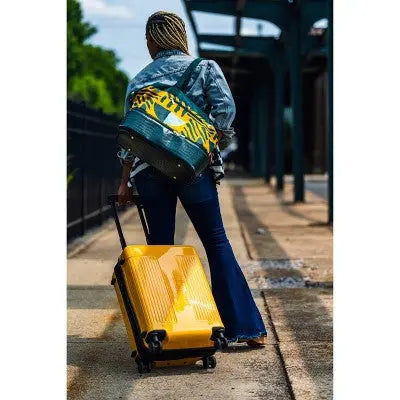 Open Box - WNDR LN Hardside Expandable Carry On Expandable Spinner Suitcase - Sahara WNDR LN