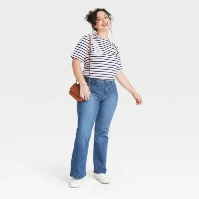 Open Box - Women's High-Rise Flare Jeans - Universal Thread White 4 Short Universal ThreadBullseye Deals