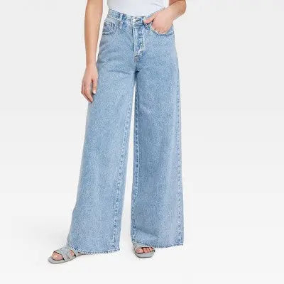 Open Box - Women's Mid-Rise Super Wide Leg Jeans - Universal Thread Universal ThreadBullseye Deals