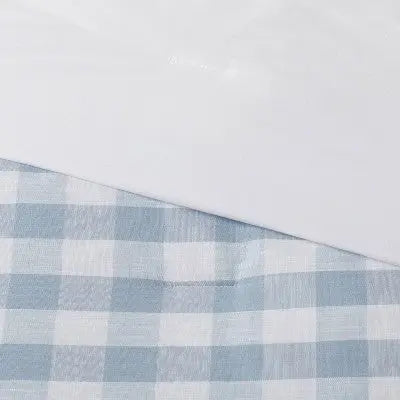 Open Box - Yarn-Dyed Gingham Comforter & Sham Set Light - Threshold ThresholdBullseye Deals