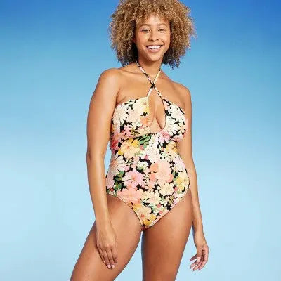 Shade & Shore Women's Halter Keyhole Bandeau One-Piece: Swimwear Sass! Shade & ShoreBullseye Deals