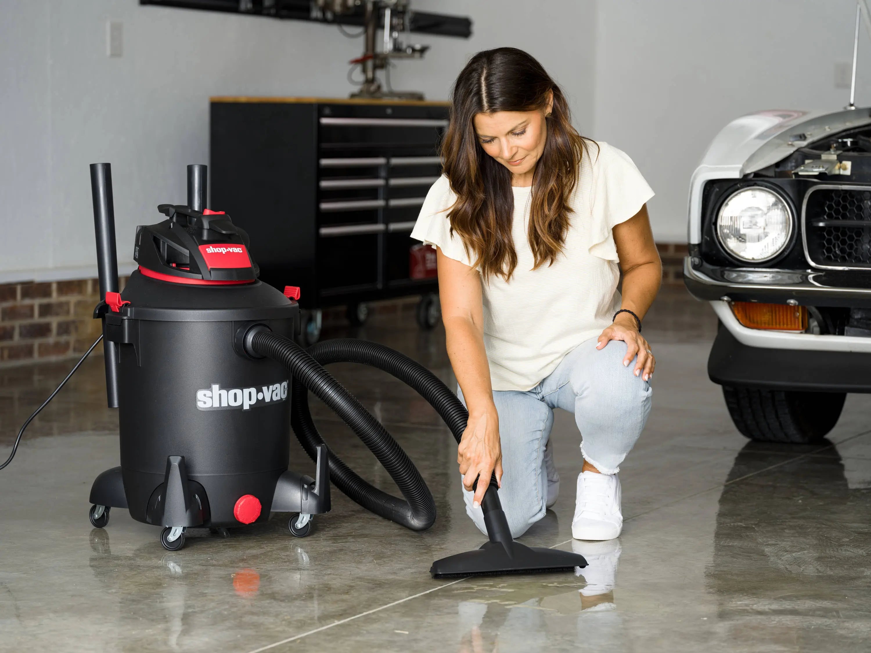 Shop-Vac 6-Gallon 3.5 HP Corded Wet/Dry Shop Vacuum with Accessories Included Shop-VacBullseye Deals