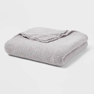 Threshold Cozy Chenille Bed Blanket: Luxurious Knitted Comfort - Secondipity