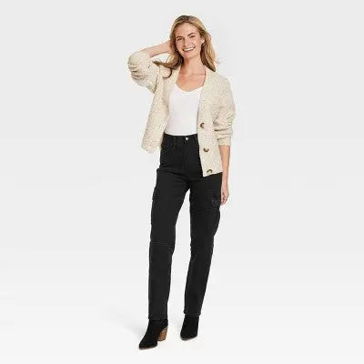 Universal Thread Women's High Rise Straight Leg Fit Full Cargo Jeans Midweight Universal ThreadBullseye Deals