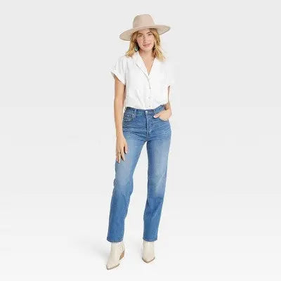Universal Thread Women's High Waisted Straight Cargo Jeans 90's Vintage, Medium Wash Universal ThreadBullseye Deals