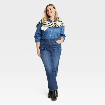 Universal Thread Women's High Waisted Straight Cargo Jeans 90's Vintage, Medium Wash Universal ThreadBullseye Deals
