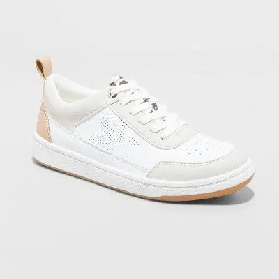 Universal Thread Women's Low Top Lace-Up Sneakers Memory Foam Faux-Leather Universal ThreadBullseye Deals