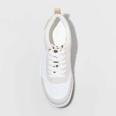 Universal Thread Women's Low Top Lace-Up Sneakers Memory Foam Faux-Leather Universal ThreadBullseye Deals