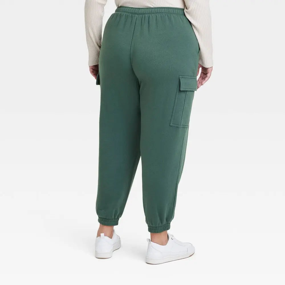 Universal Thread Women's Low Top Lace-Up Sneakers Memory Foam Faux-Leather Universal ThreadBullseye Deals