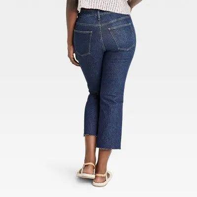 Universal Thread Women's Mid-Rise Bootcut Cropped Jeans Stretchy Raw Edge Universal ThreadBullseye Deals