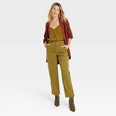 Women's High-Rise Loose Fit Utility Cargo Pants - Universal Thread Universal ThreadBullseye Deals