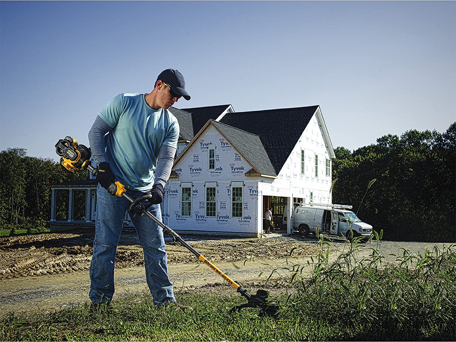 Open Box -  DEWALT 60-Volt MAX Lithium-Ion Cordless FLEXVOLT Brushless 15 in Grass Trimmer